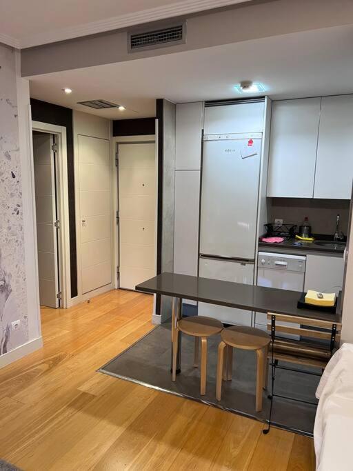 Ferienwohnung Relajate Despues De Patear Madrid Exterior foto